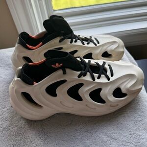 Adidas adiFOM Q​​
